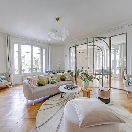 Maison Scheffer Guest house 4*